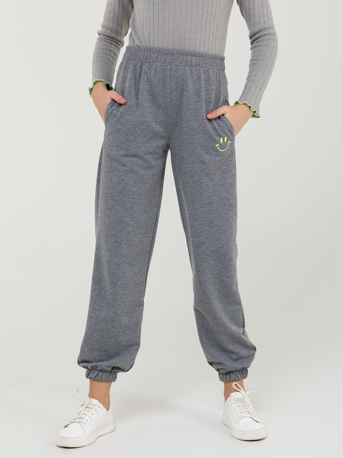 Детские спортивные штаны ISSA Plus 140 серый CD-418 Детские спортивные штаны ISSA Plus 140 серый CD-418