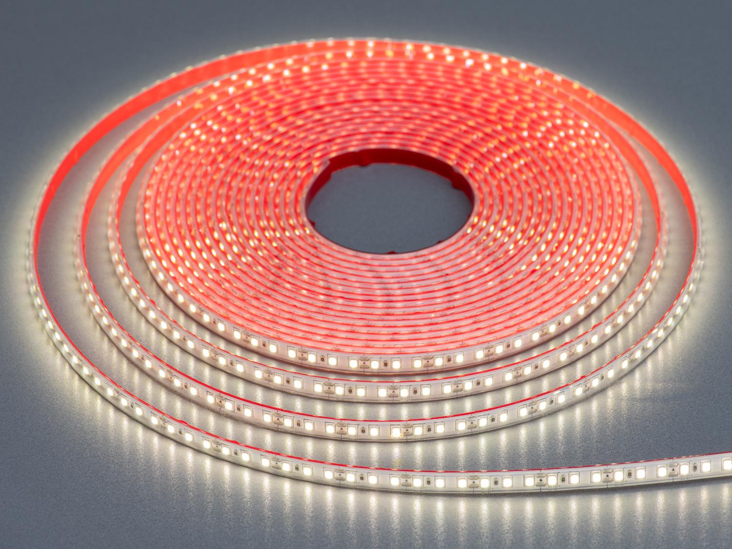 Світлодіодна стрічка 12 В 120 діодів на метр герметична 8 мм Нейтральний білий (N12-2835-120-NW-65-8) - фото 1