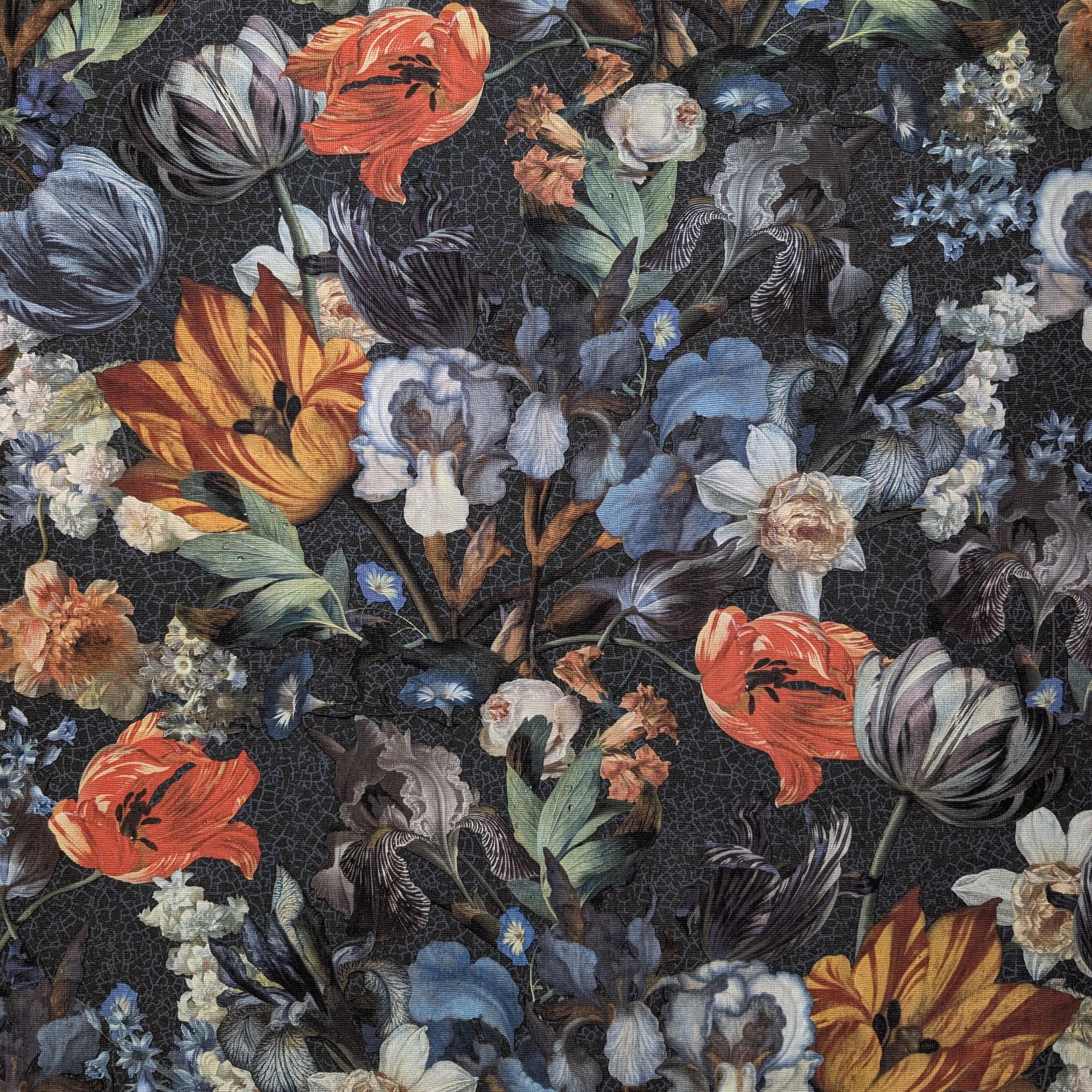 Обои флизелиновые Eijffinger Masterpiece 358010 Цветы Черный