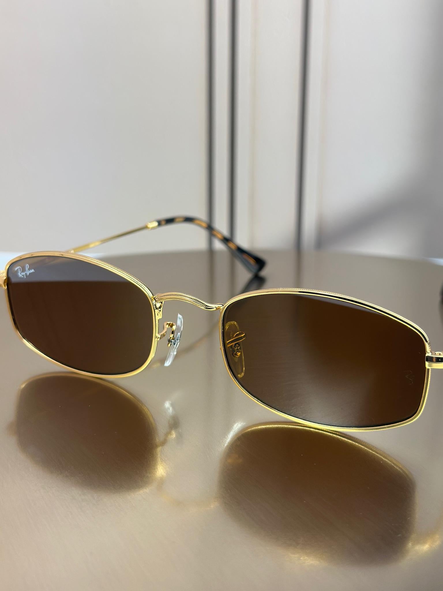 Солнцезащитные очки RAY-BAN RB3832 коричневая линза B15 прямоугольные Золотой