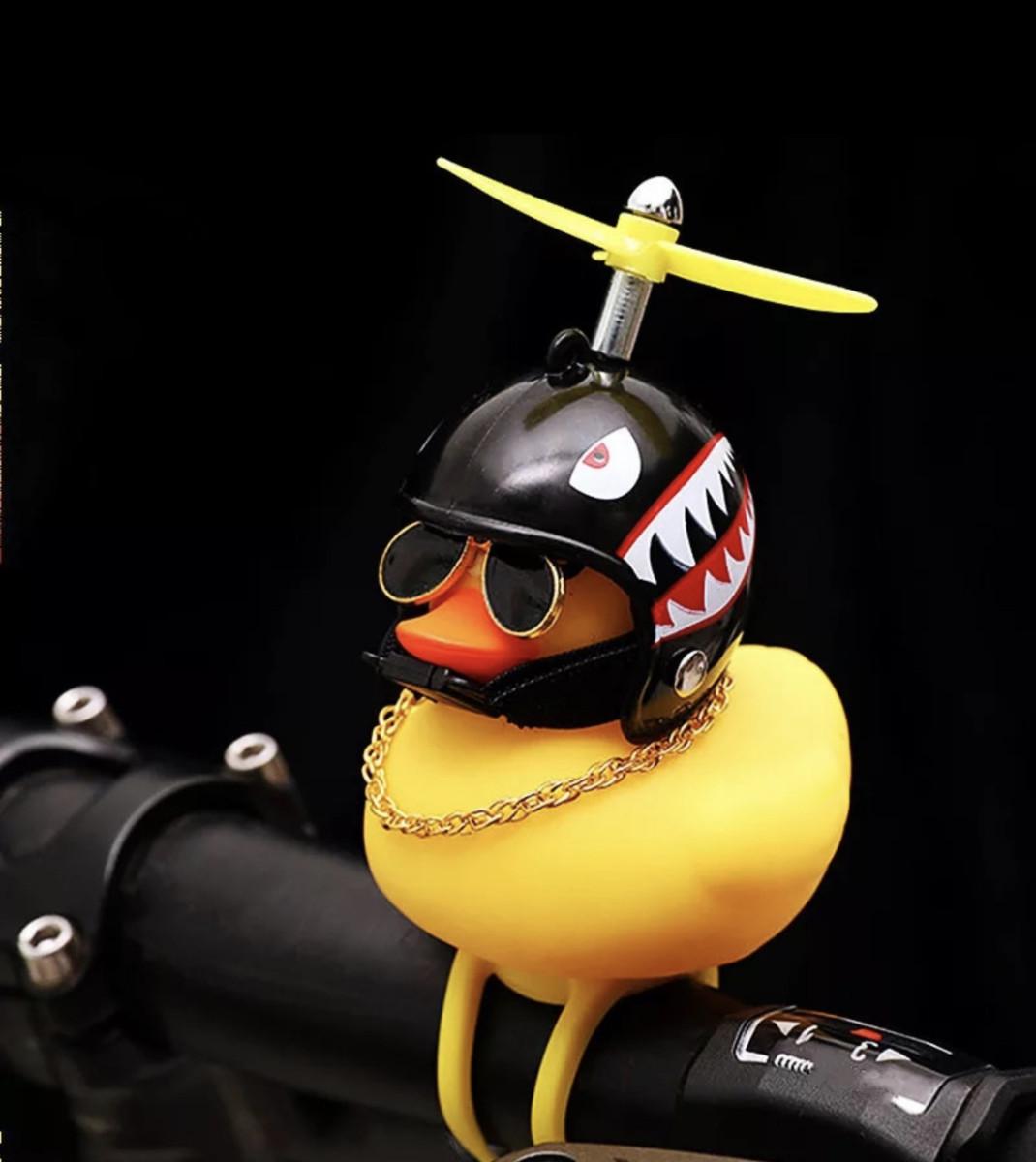 Качка автомобільна з шоломом та кріпленням 5179 Iron Man Black (4204859) - фото 4 Качка автомобільна з шоломом та кріпленням 5179 Iron Man Black (4204859) - фото 4