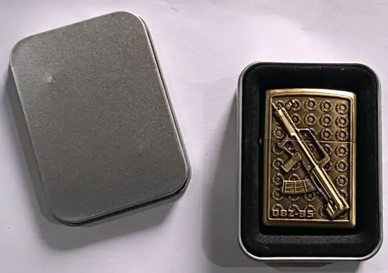 Зажигалка бензиновая Штурмовая Винтовка (32161859)