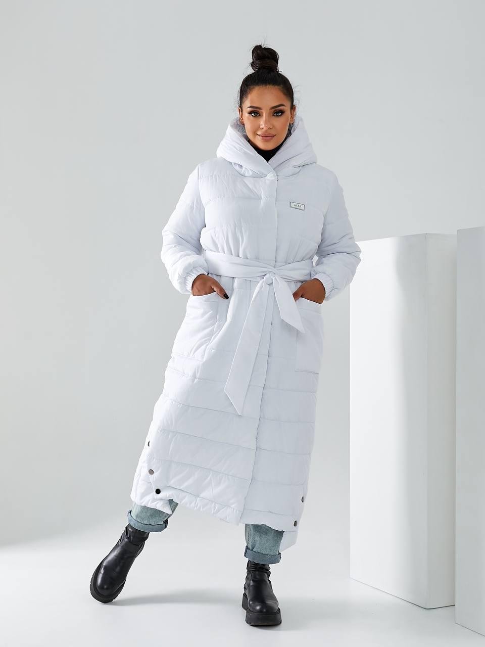 Пуховик длинный Aiza А032 на поясе кнопках молнии и с капюшоном р. 54-56 Хаки - фото 9 Пуховик длинный Aiza А032 на поясе кнопках молнии и с капюшоном р. 54-56 Хаки - фото 9