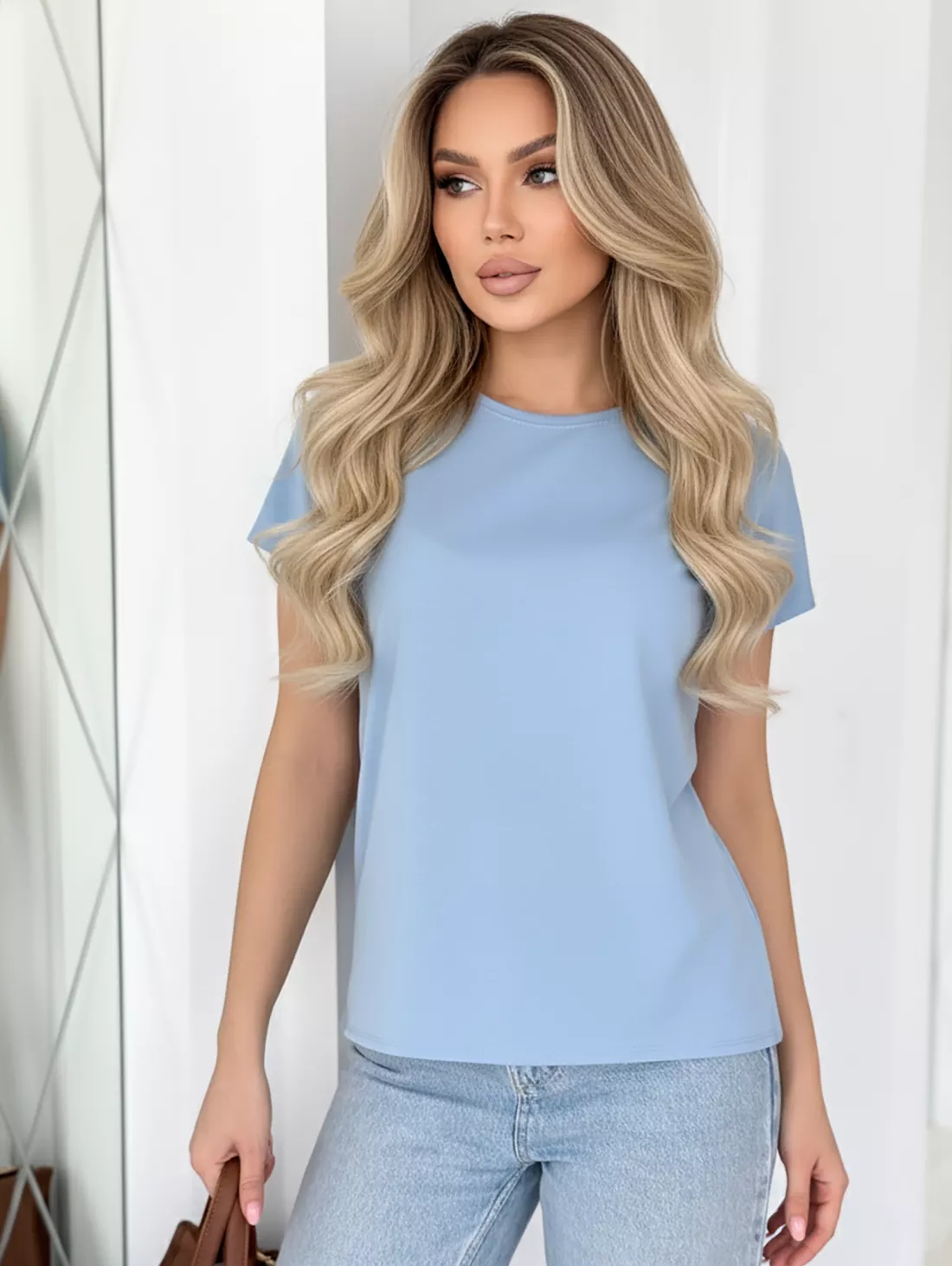 Блуза легкая casual из штапеля Innoe 55008-10 р. 56-58 Светло-голубой (55008-105)