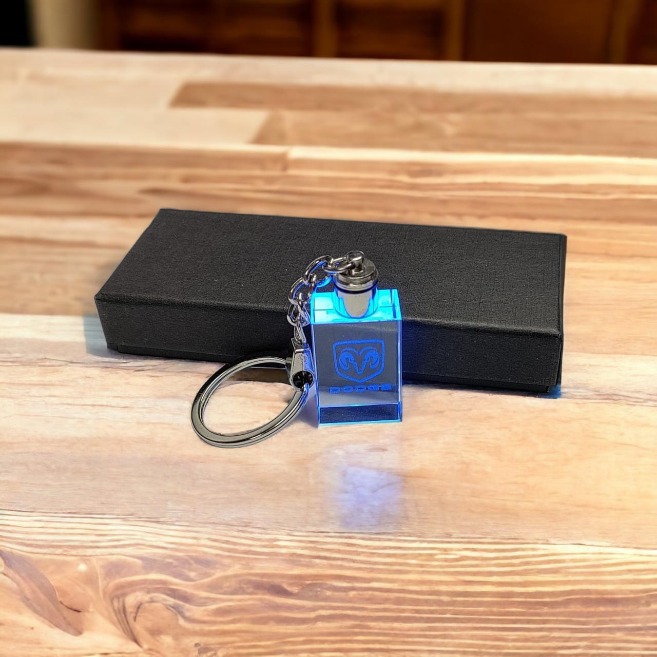 Брелок LED Кристалл DODGE прямоугольный (2022815233)