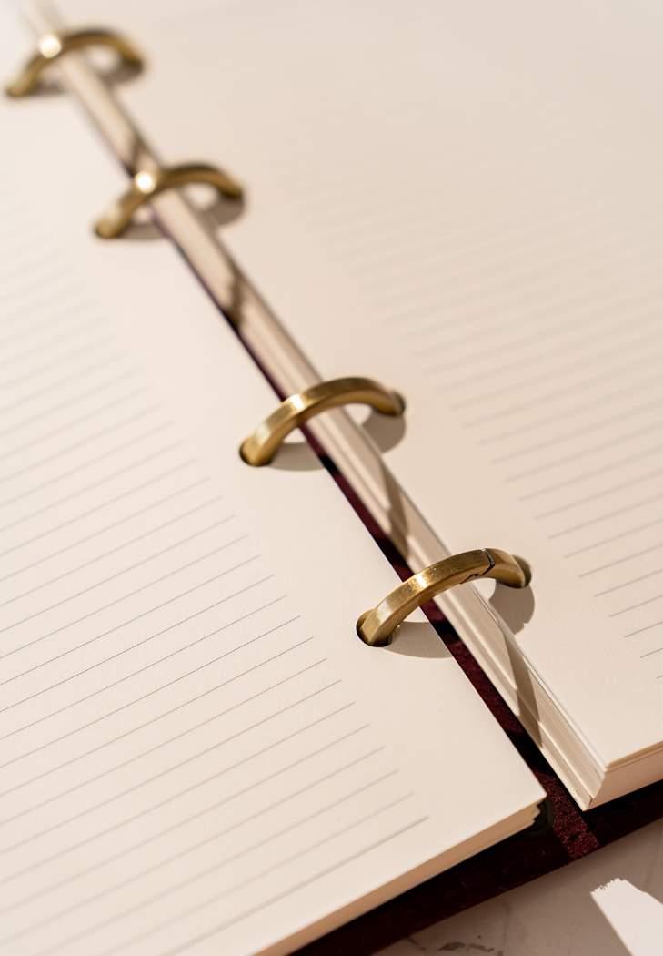 Блокнот шкіряний Софт-бук 9.1 з датованим блоком Бордовий (A-027493) - фото 9