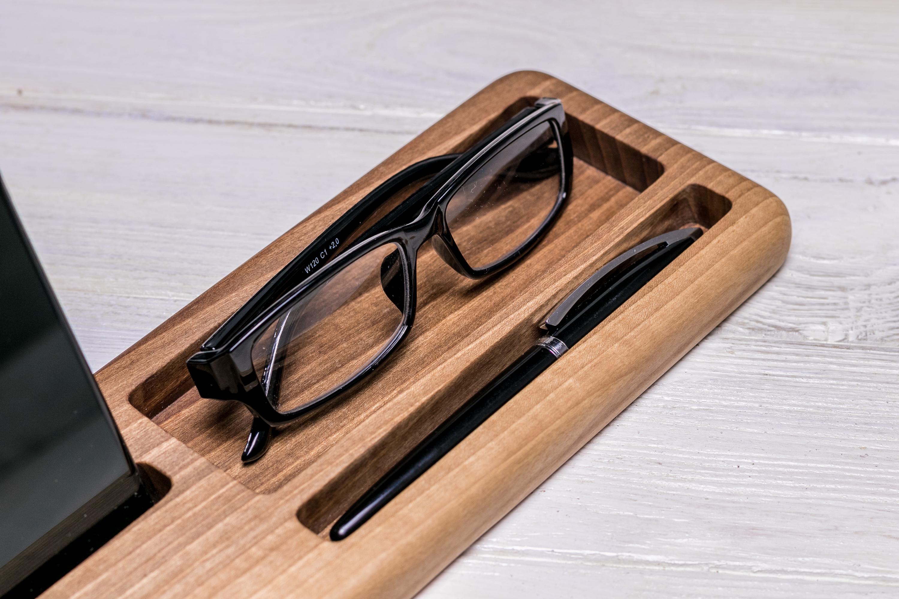 Аксессуар-подставка EcoWalnut настольная с персональным гравированием (EW-11) - фото 8 Аксессуар-подставка EcoWalnut настольная с персональным гравированием (EW-11) - фото 8