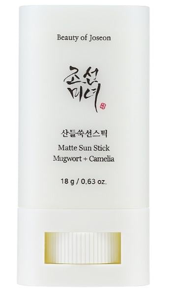 Сток матовый солнцезащитный BEAUTY OF JOSEON Mugwort+Camelia 18 г