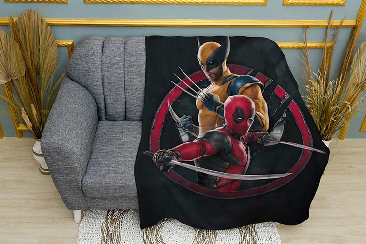 Плед Deadpool and Wolverine Weapon плюш однослойный 135х150 см (113420)