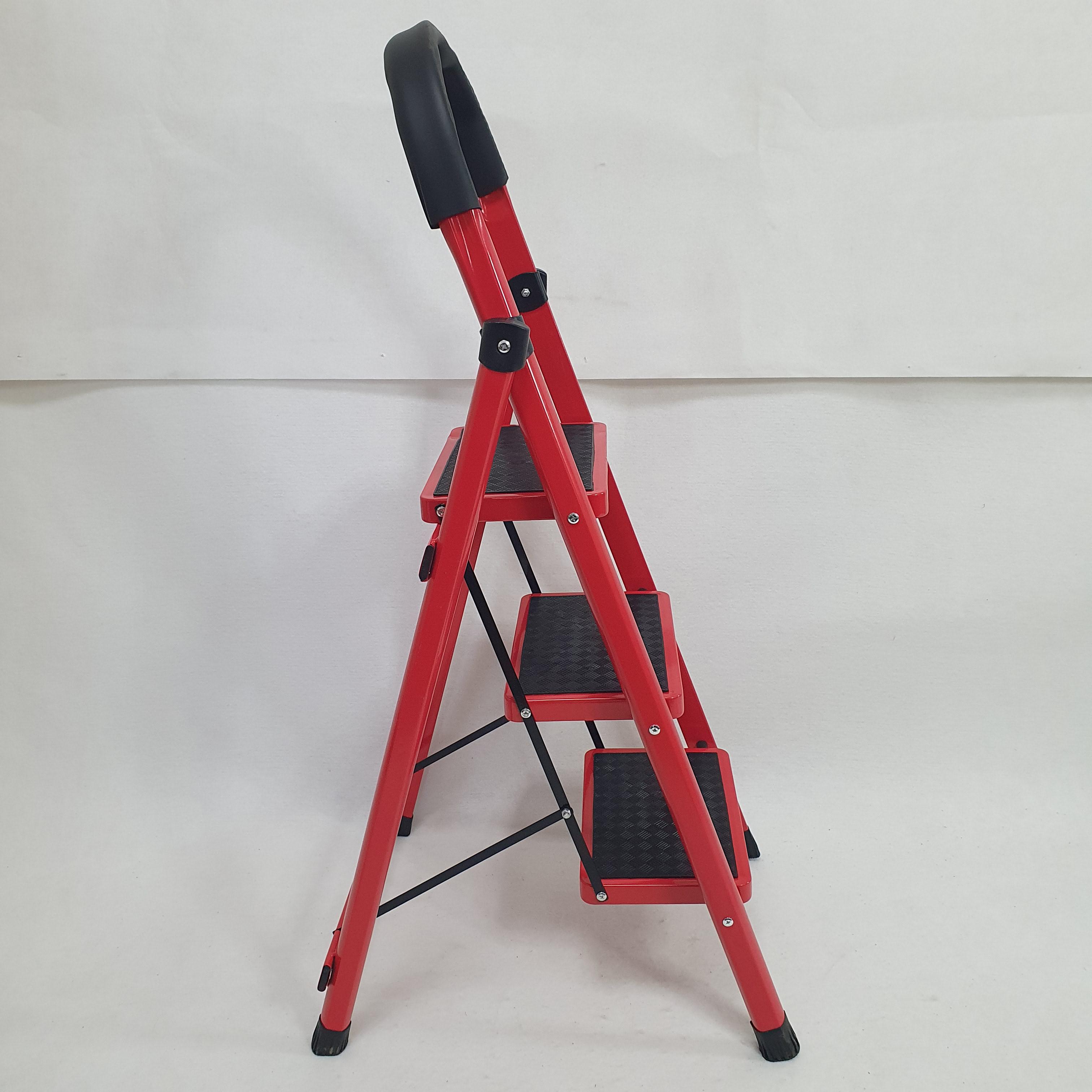 Лестниця на три сходинки LFSE-3S-Red металева з прогумованими ковриками - фото 2 Лестниця на три сходинки LFSE-3S-Red металева з прогумованими ковриками - фото 2