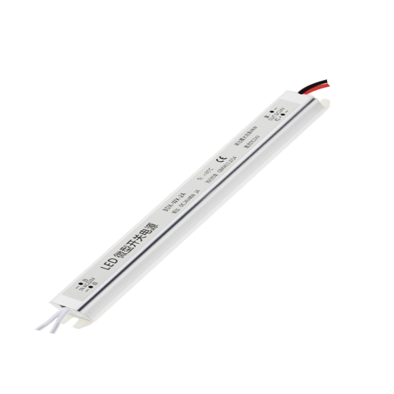 Блок питания для светодиодной ленты slim 12V 18W (28253) Блок питания для светодиодной ленты slim 12V 18W (28253)