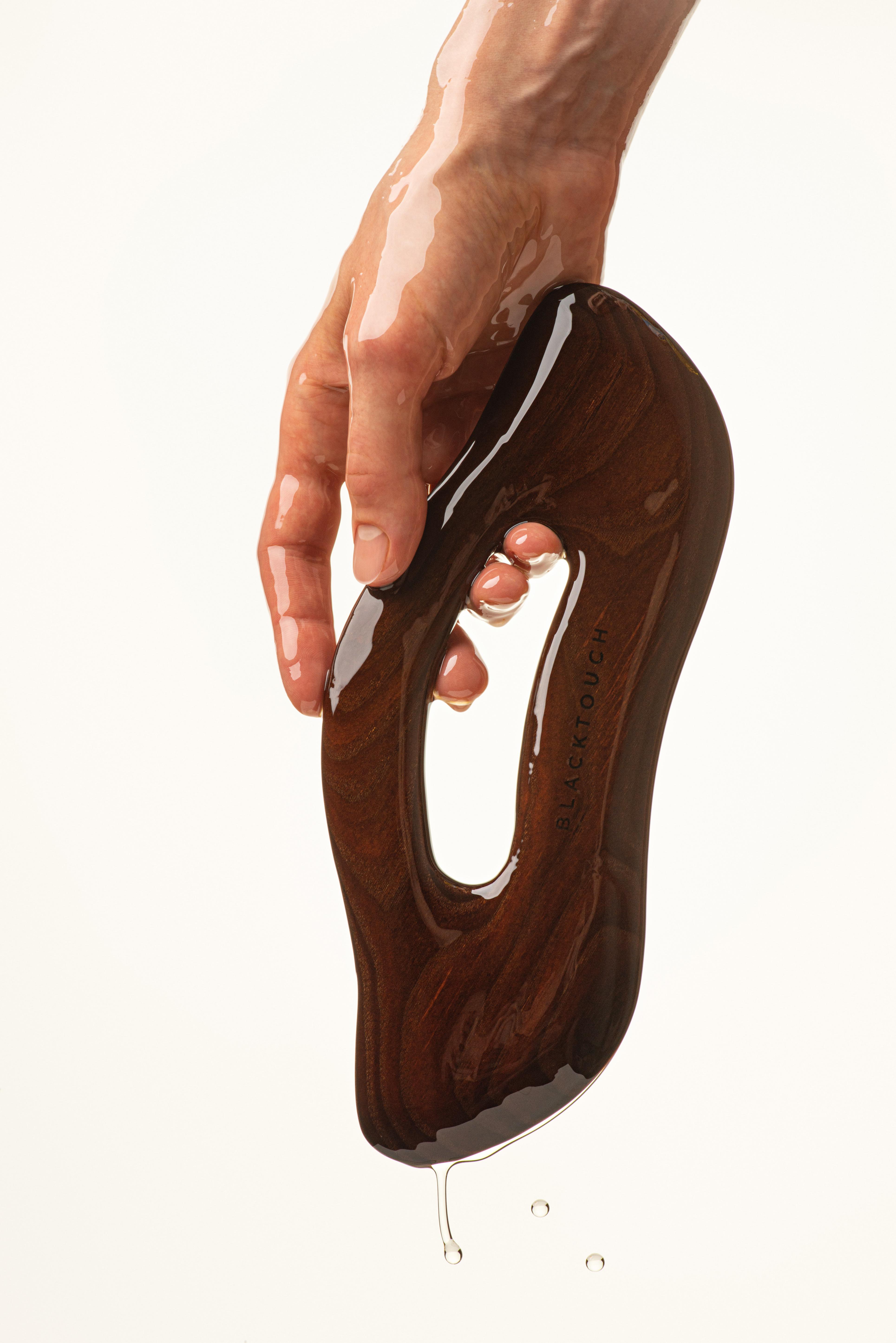 Комплект дерев'яний шкребок Body Dark/Антицелюлітна олія для тіла (youngstrong1002) - фото 2 Комплект дерев'яний шкребок Body Dark/Антицелюлітна олія для тіла (youngstrong1002) - фото 2