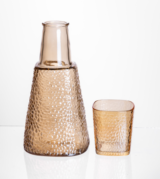 Графин со стаканом-крышкой фактурный 1/0,2 л Карамель - фото 4 Графин со стаканом-крышкой фактурный 1/0,2 л Карамель - фото 4