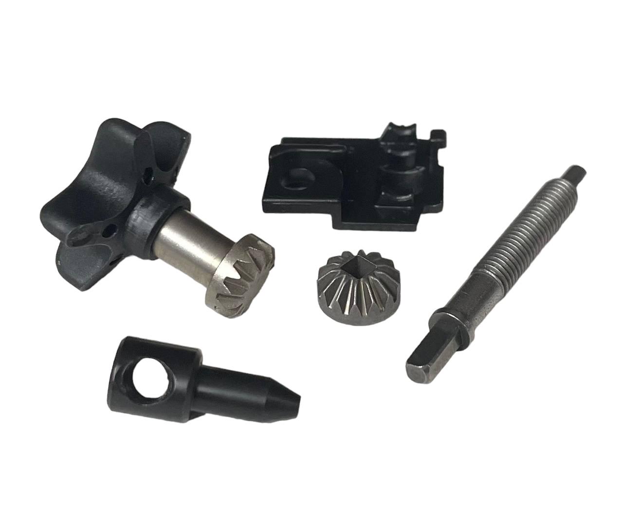 Крышка боковая ремкомплект Makita для электропилы UC4051A 3551A 4551A