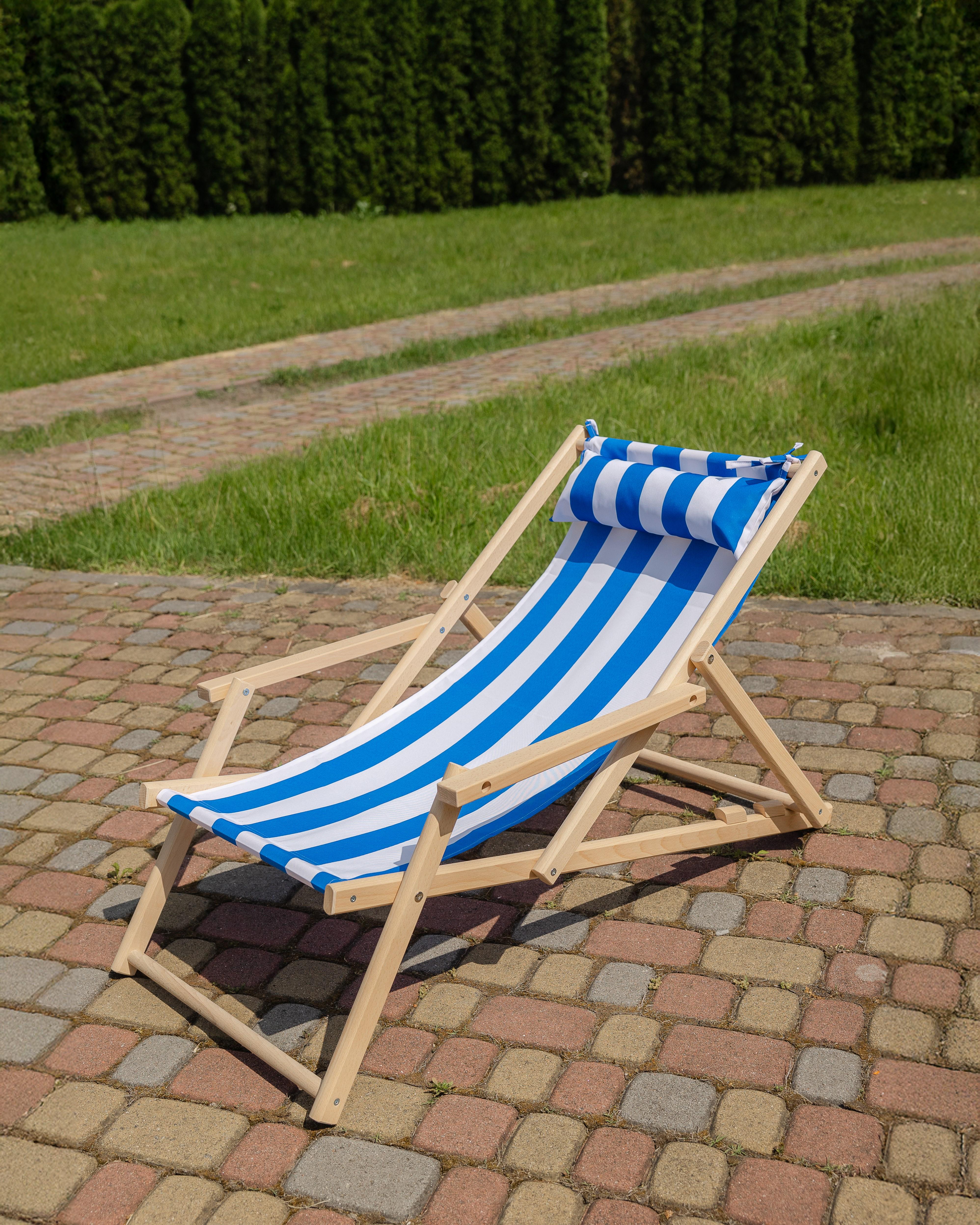 Шезлонг дерев'яний розкладний XRmaster з підлокітниками та підголовником Синьо-білий (0002249) - фото 1 Шезлонг дерев'яний розкладний XRmaster з підлокітниками та підголовником Синьо-білий (0002249) - фото 1