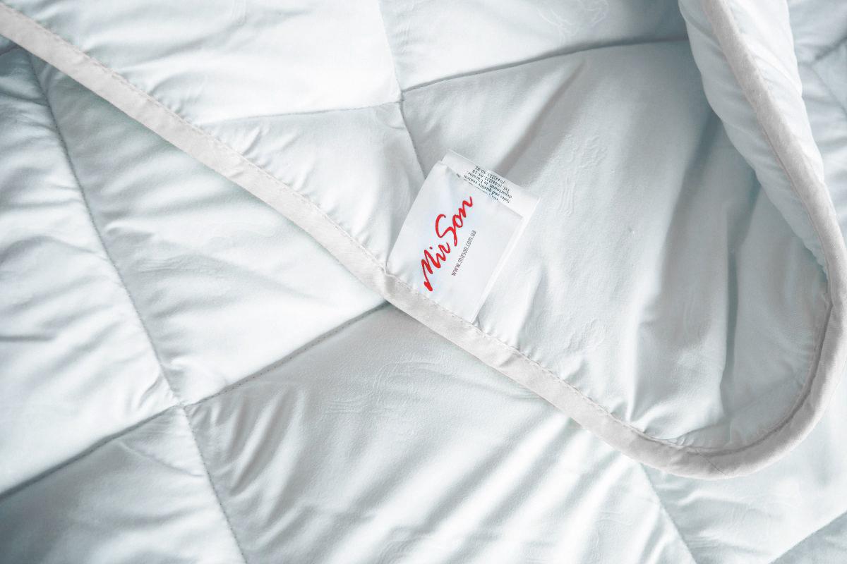 Ковдра шовкова MirSon №1645 Eco всесезонна 140х205 см Light white (2200002652766) - фото 6 Ковдра шовкова MirSon №1645 Eco всесезонна 140х205 см Light white (2200002652766) - фото 6