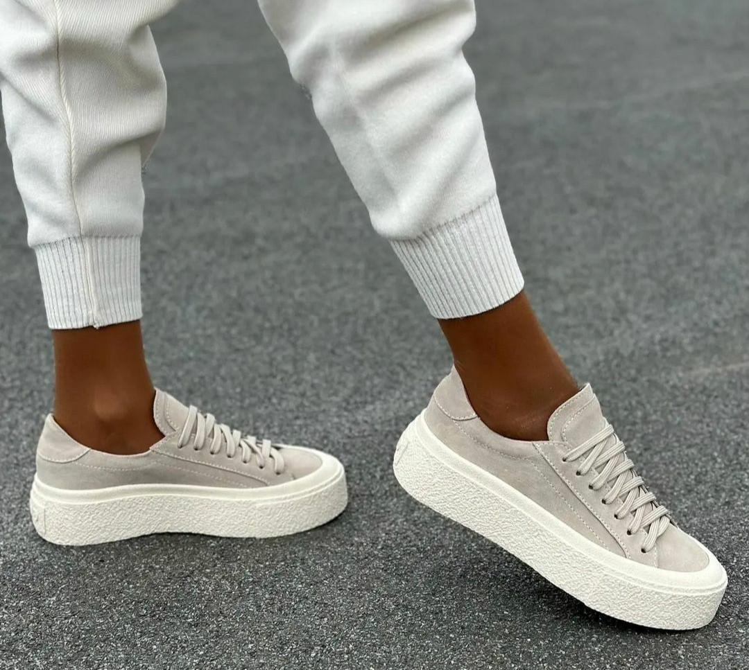 Кеды женские на платформе замшевые на шнуровке р. 36 23,5 см Бежевый (55655) - фото 5 Кеды женские на платформе замшевые на шнуровке р. 36 23,5 см Бежевый (55655) - фото 5