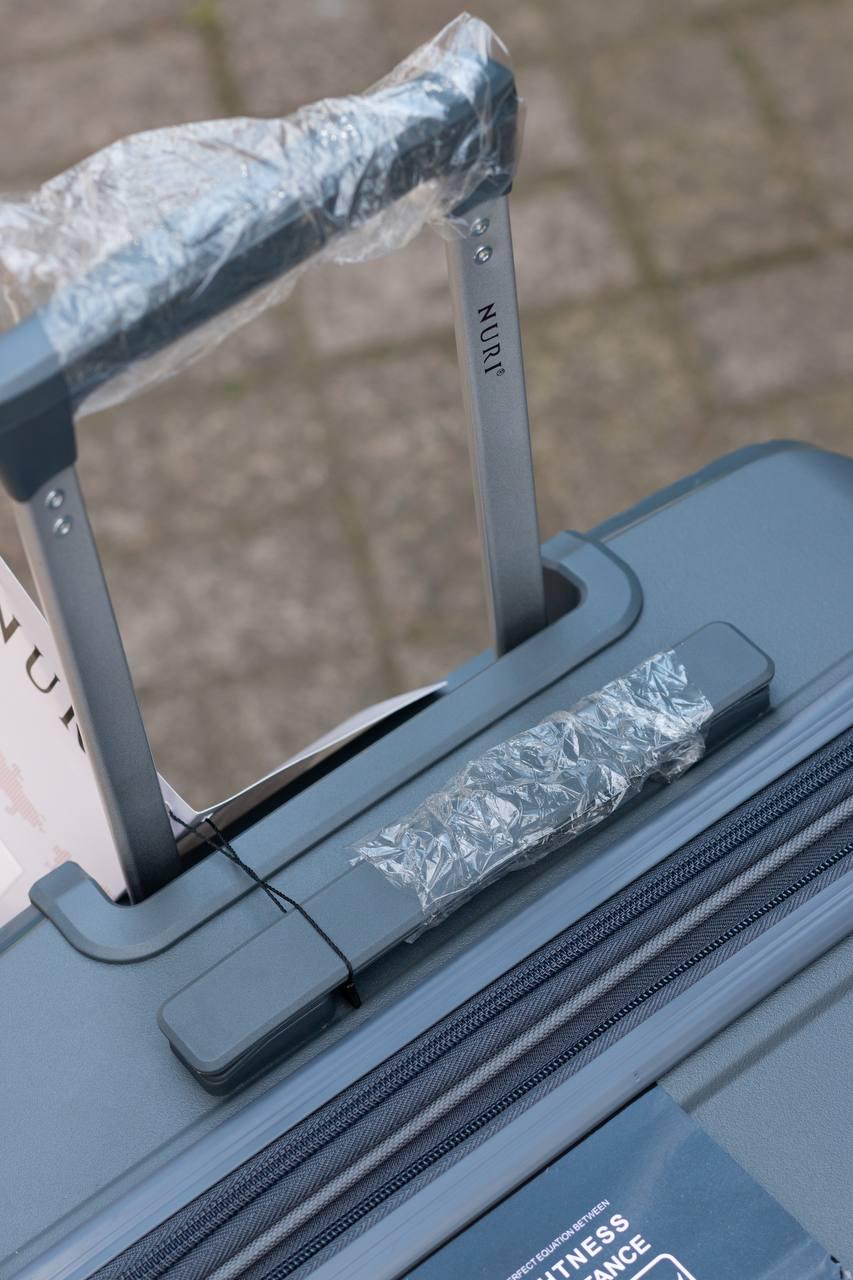 Валіза пластикова Nuri 2002 L Сірий (11773456) - фото 2 Валіза пластикова Nuri 2002 L Сірий (11773456) - фото 2