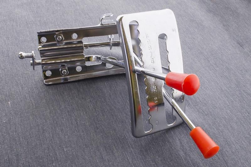 Ручка газу для бензинових обприскувачів 40-43 см3