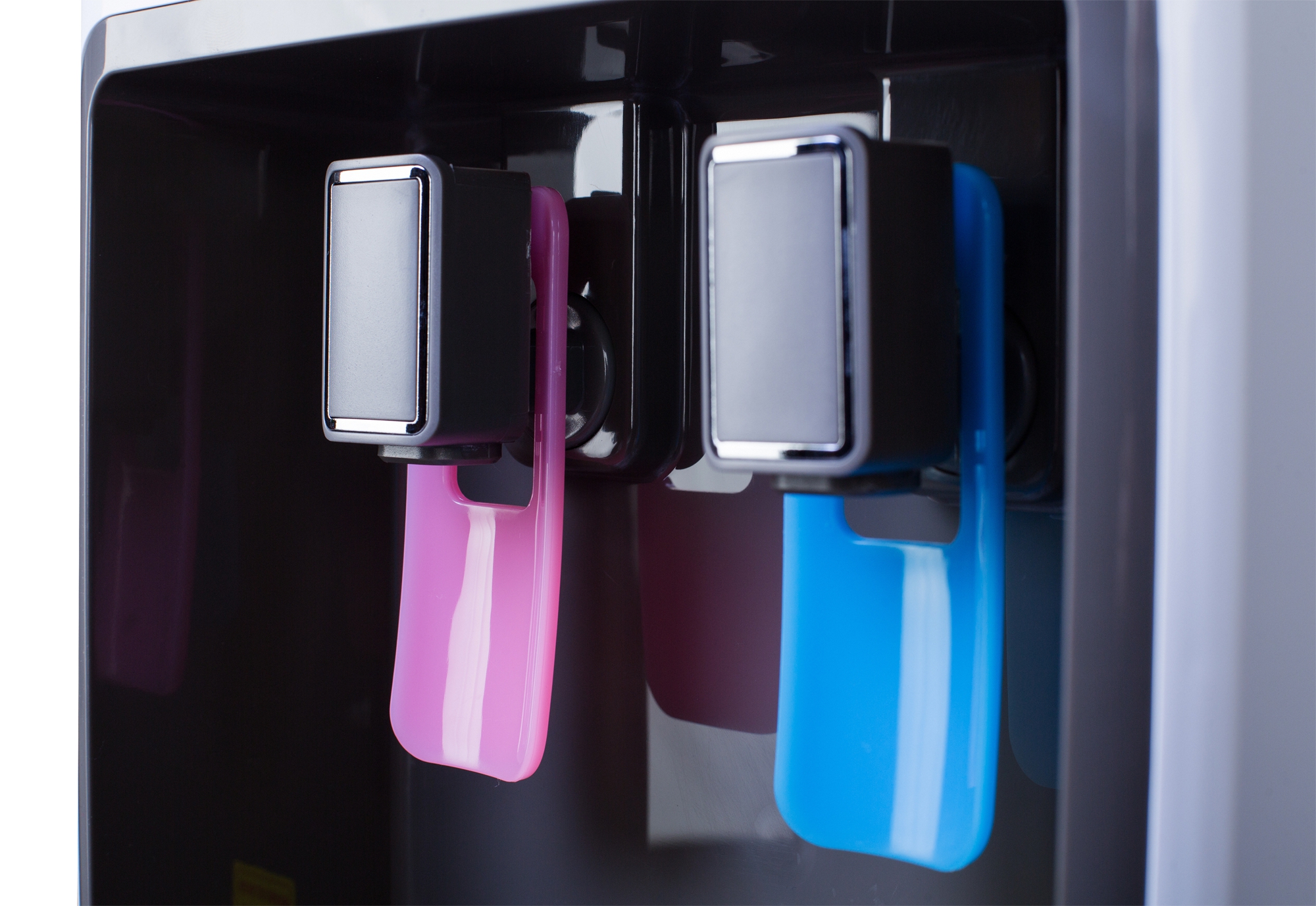 Кулер для воды с компрессорным охлаждением HotFrost V1133 - фото 8 Кулер для воды с компрессорным охлаждением HotFrost V1133 - фото 8