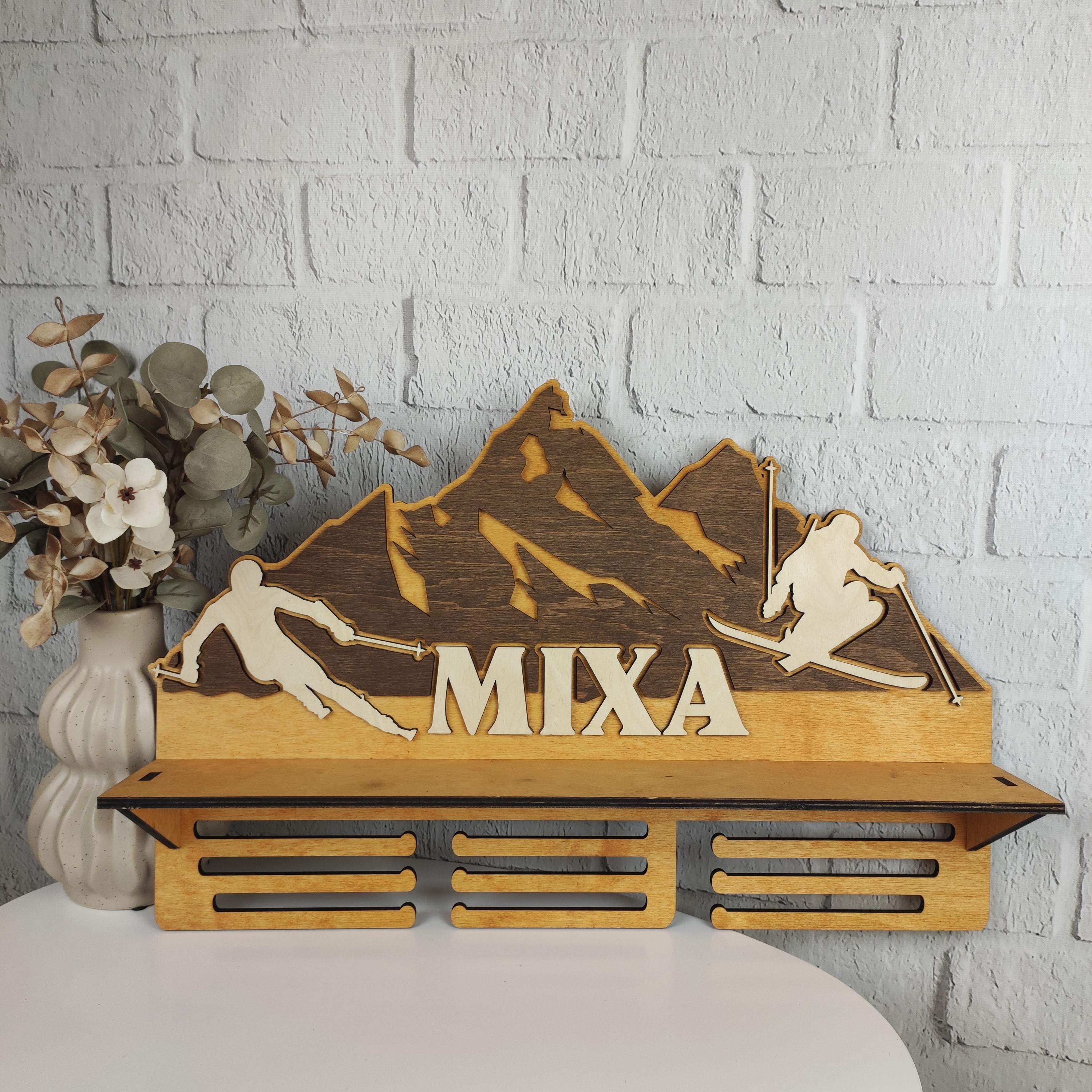 Полка именная деревянная Горнолыжный спорт (МЭ-0065)