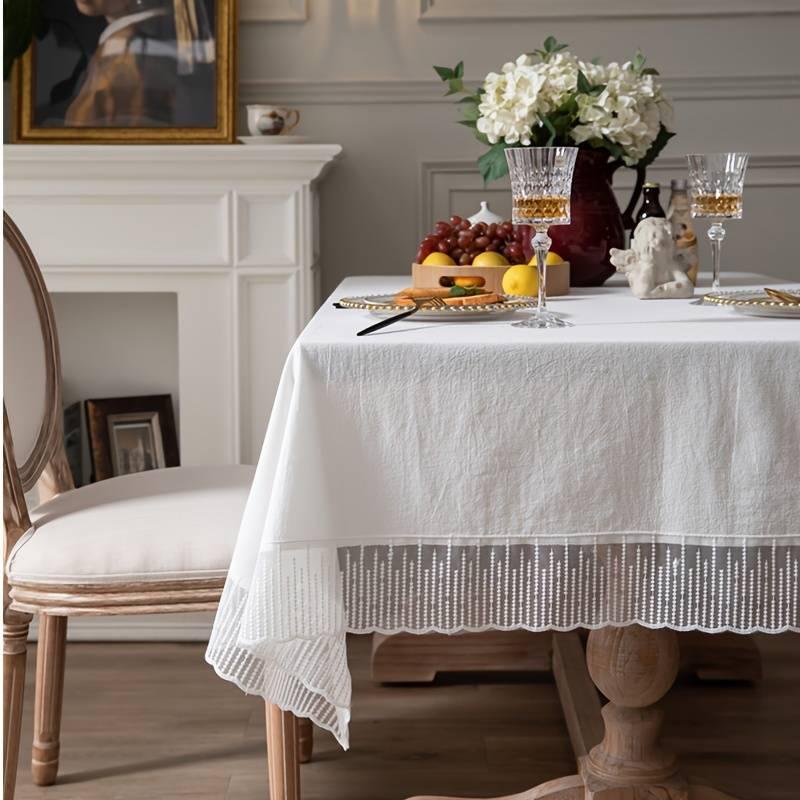 Скатерть праздничная Мальва с кружевной отделкой 140x200 см Белый