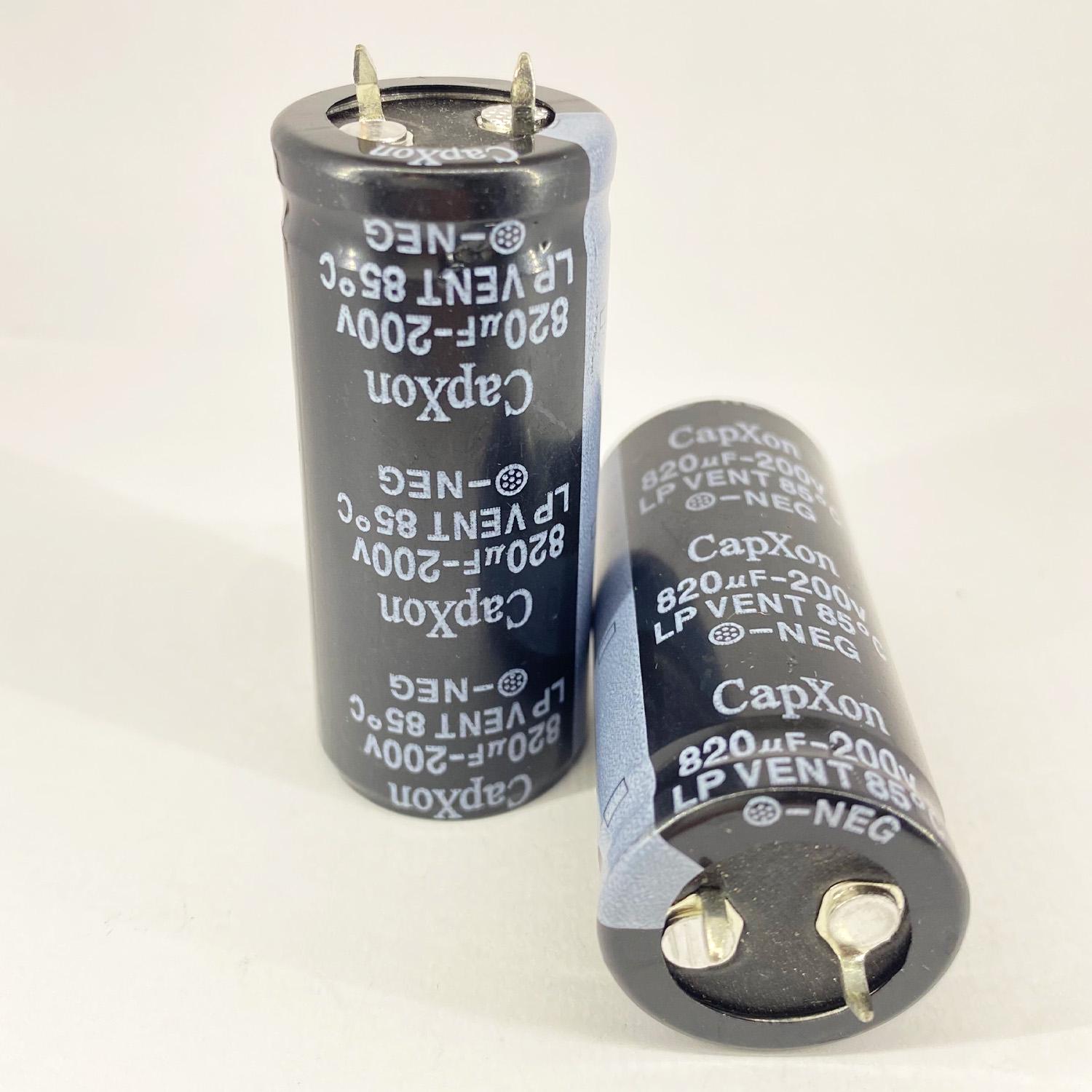 Електролітичні конденсатори CapXon 820 мкф 200V 22x51 мм 85 °C (5449)