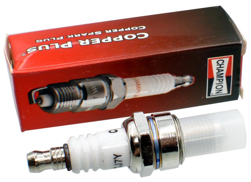 Свеча зажигания CHAMPION RCJ7Y L 55 мм M10х1 12 мм (заж050)