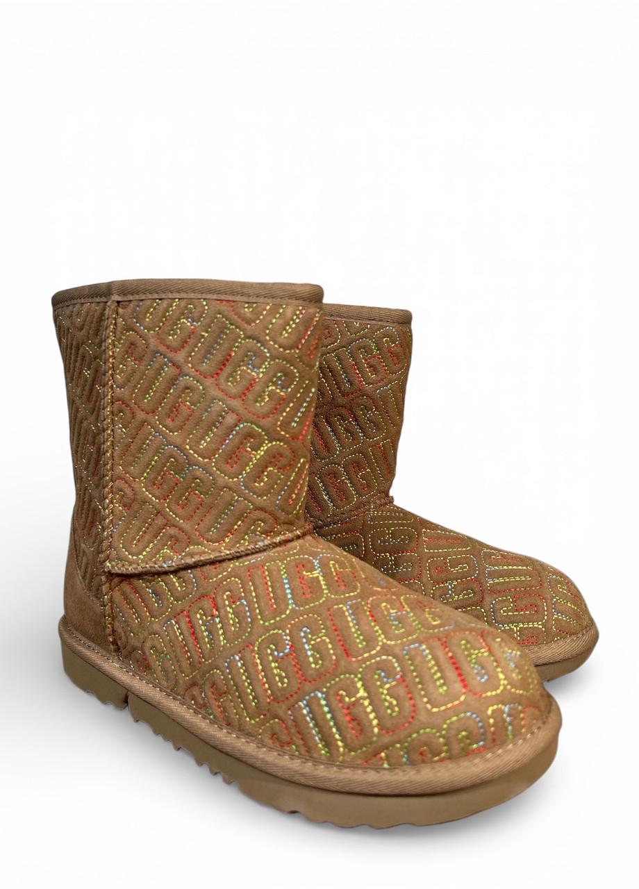 Уггі дитячі UGG Kids Classic Graphic Stitch Short Boot s/n1112383K р. 36/USA 4/22,5 см Коричневий (31301930)