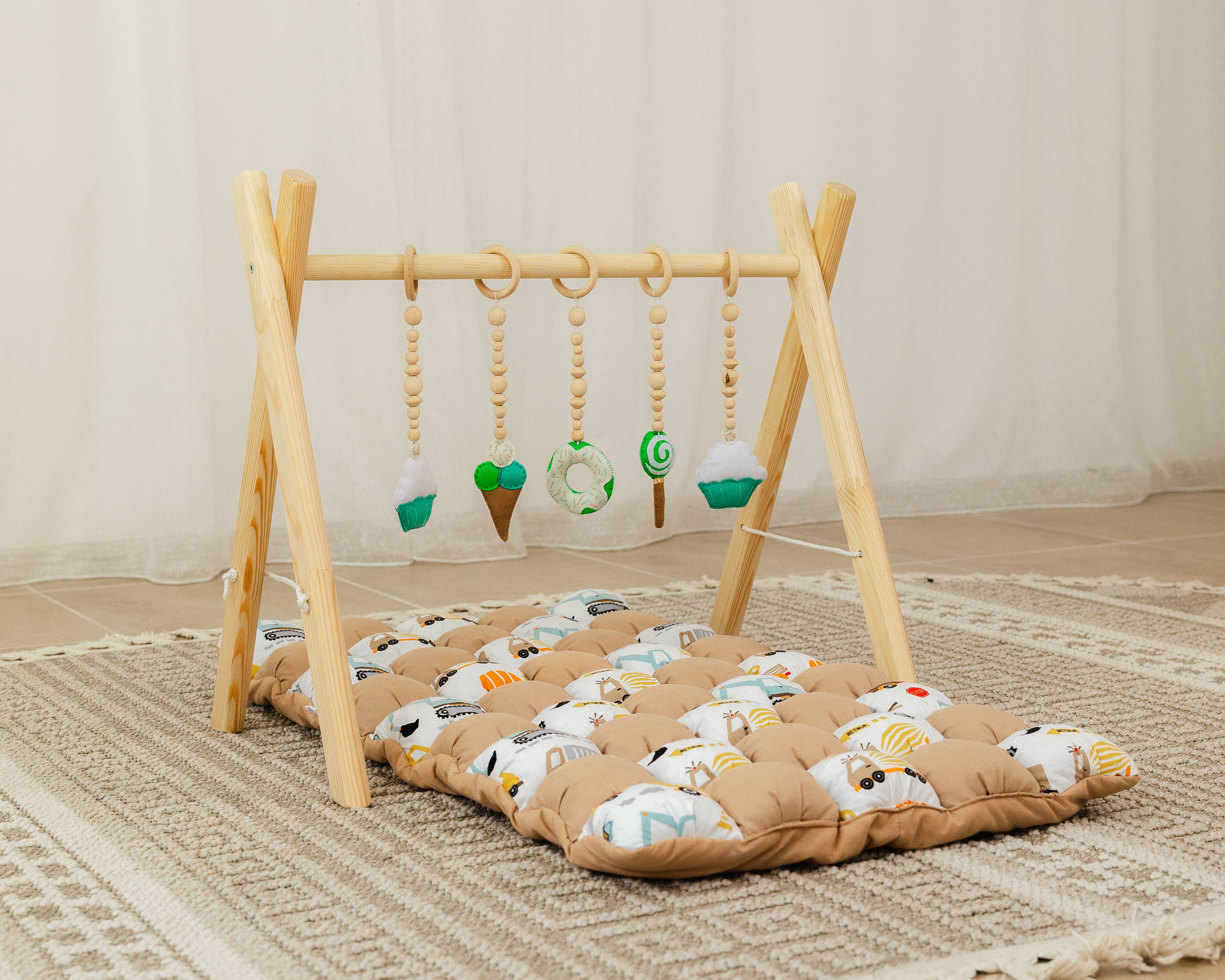 Мобиль напольный Лакомка с матрасиком Машинки (0002287)