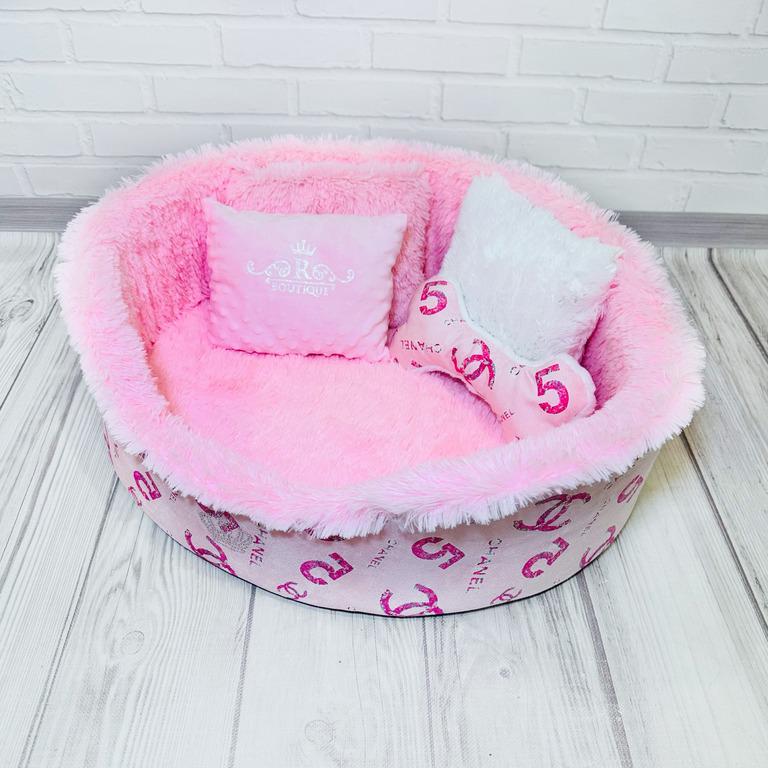 Лежанка для собак Amore mio Cane Лежанка Бристоль Princess до 16 кг 60х55х19 см (ОВ-0035) - фото 4 Лежанка для собак Amore mio Cane Лежанка Бристоль Princess до 16 кг 60х55х19 см (ОВ-0035) - фото 4