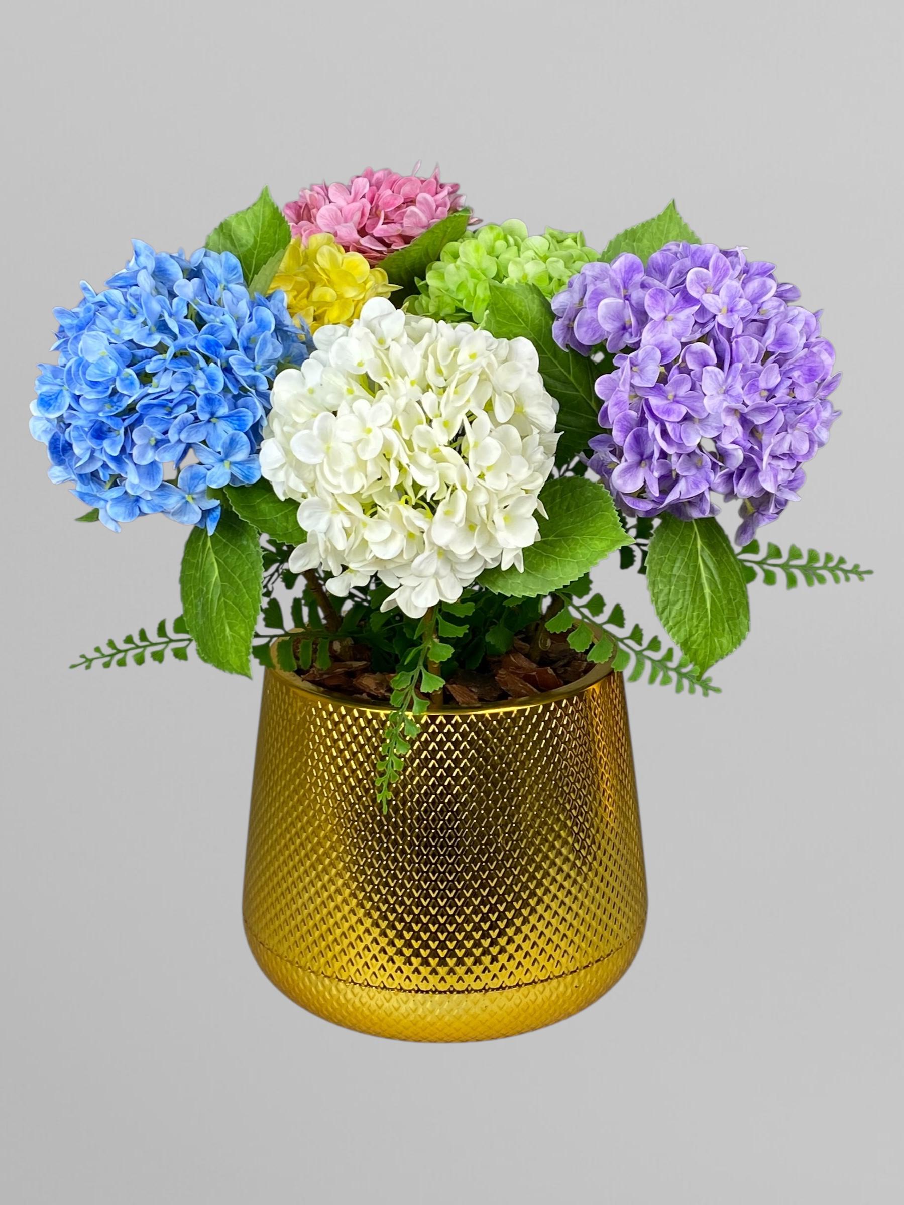 Композиция из латексных гортензий в золотистом пластиковом кашпо 50 см Разноцветный (А284)