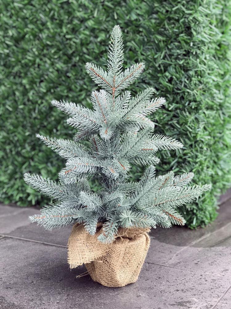 Ялинка лита Classic в мішковині 50 см Блакитний (210N/50/B)