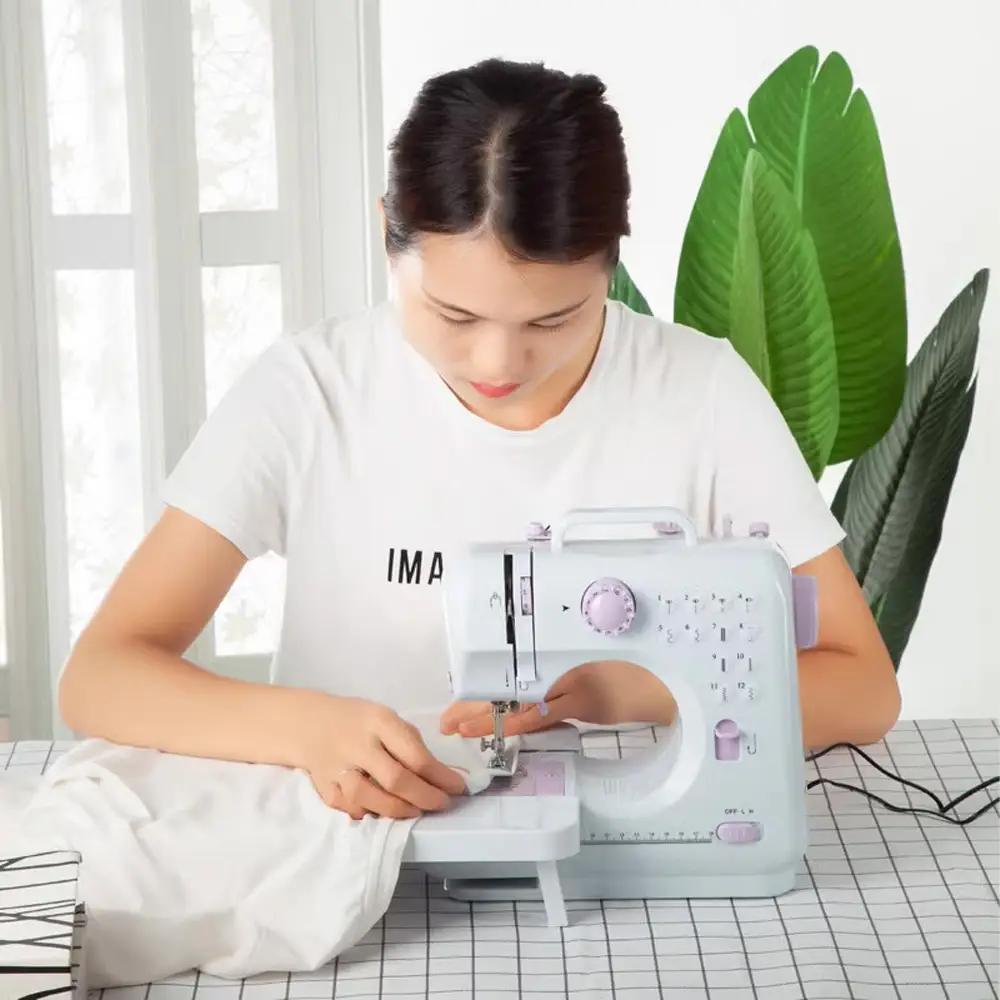 Швейная машинка электрическая WLSM-505 с педалью/оверлоком (25383789) - фото 7 Швейная машинка электрическая WLSM-505 с педалью/оверлоком (25383789) - фото 7