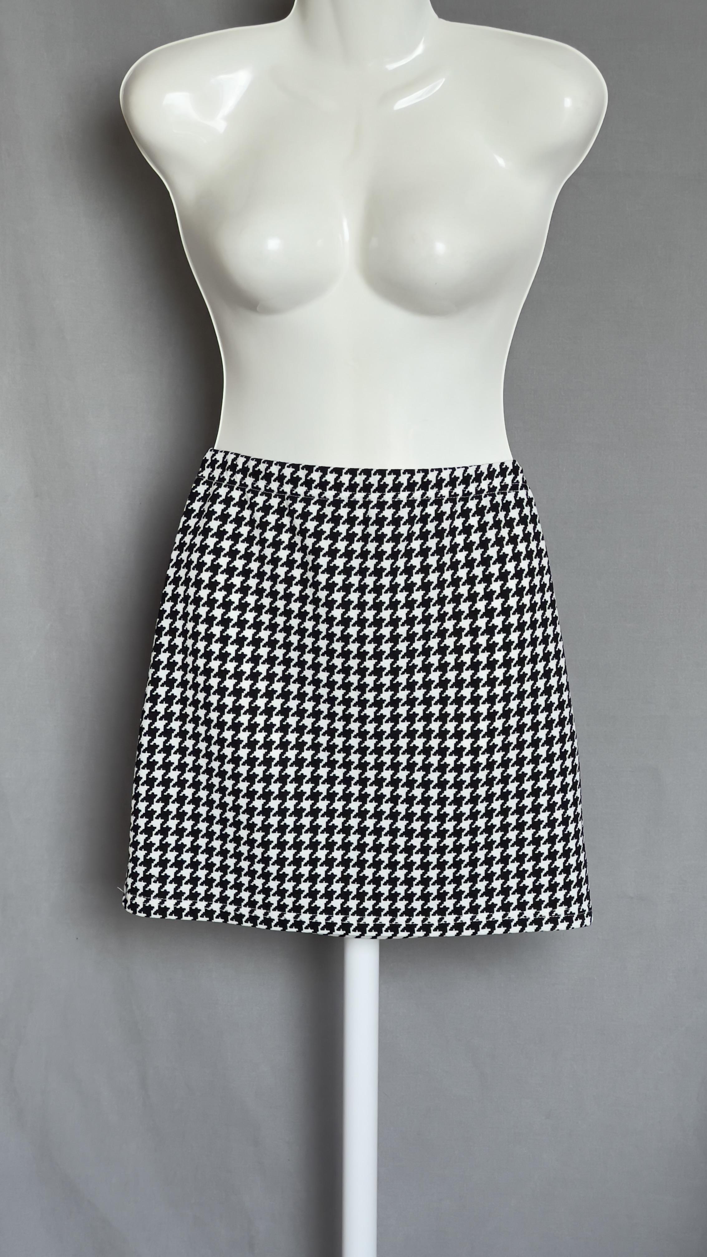 Спідниця Shein принт гусяча лапка S Чорно-білий (9130636) - фото 2 Спідниця Shein принт гусяча лапка S Чорно-білий (9130636) - фото 2