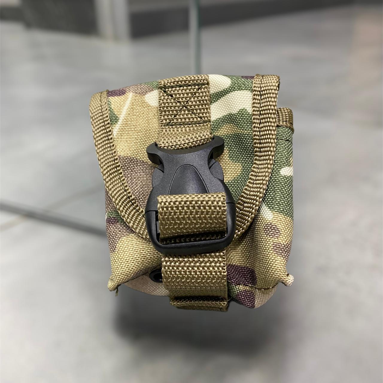 Подсумок под 1 гранату на молле Cordura 1000D Мультикам (1828710671) Подсумок под 1 гранату на молле Cordura 1000D Мультикам (1828710671)