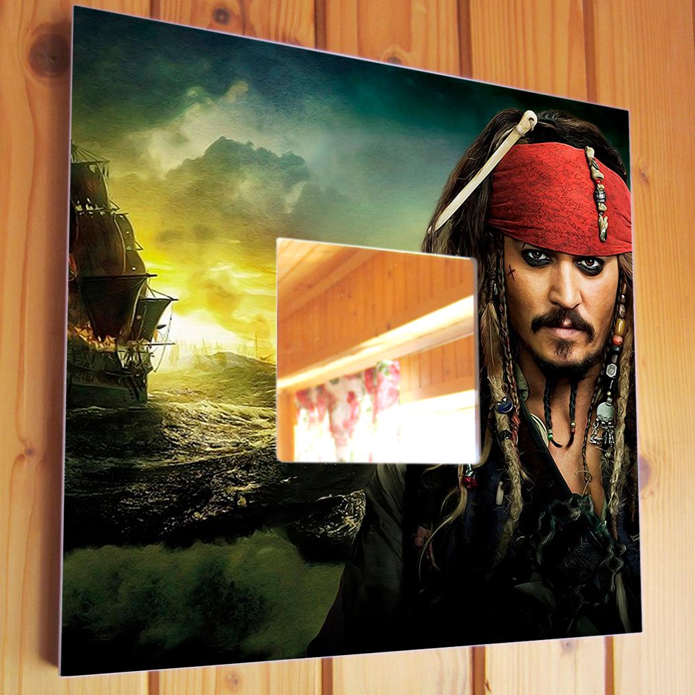 Зеркало декоративное Фильм "Пираты Карибского моря" 260х260 мм (M03436)