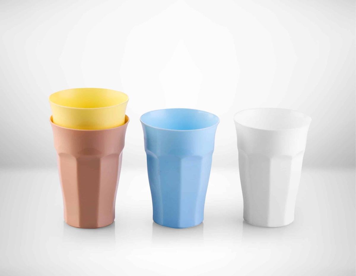 Набір пластикових чашок French Cups 348 мл 4 шт. Набір пластикових чашок French Cups 348 мл 4 шт.