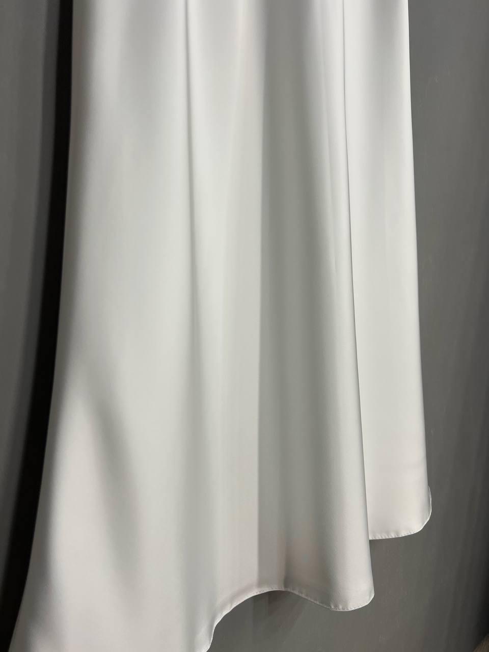 Спідниця жіноча Gritana 230 атласна королівський шовк з розрізом на резинці XL Білий (26468193) - фото 5