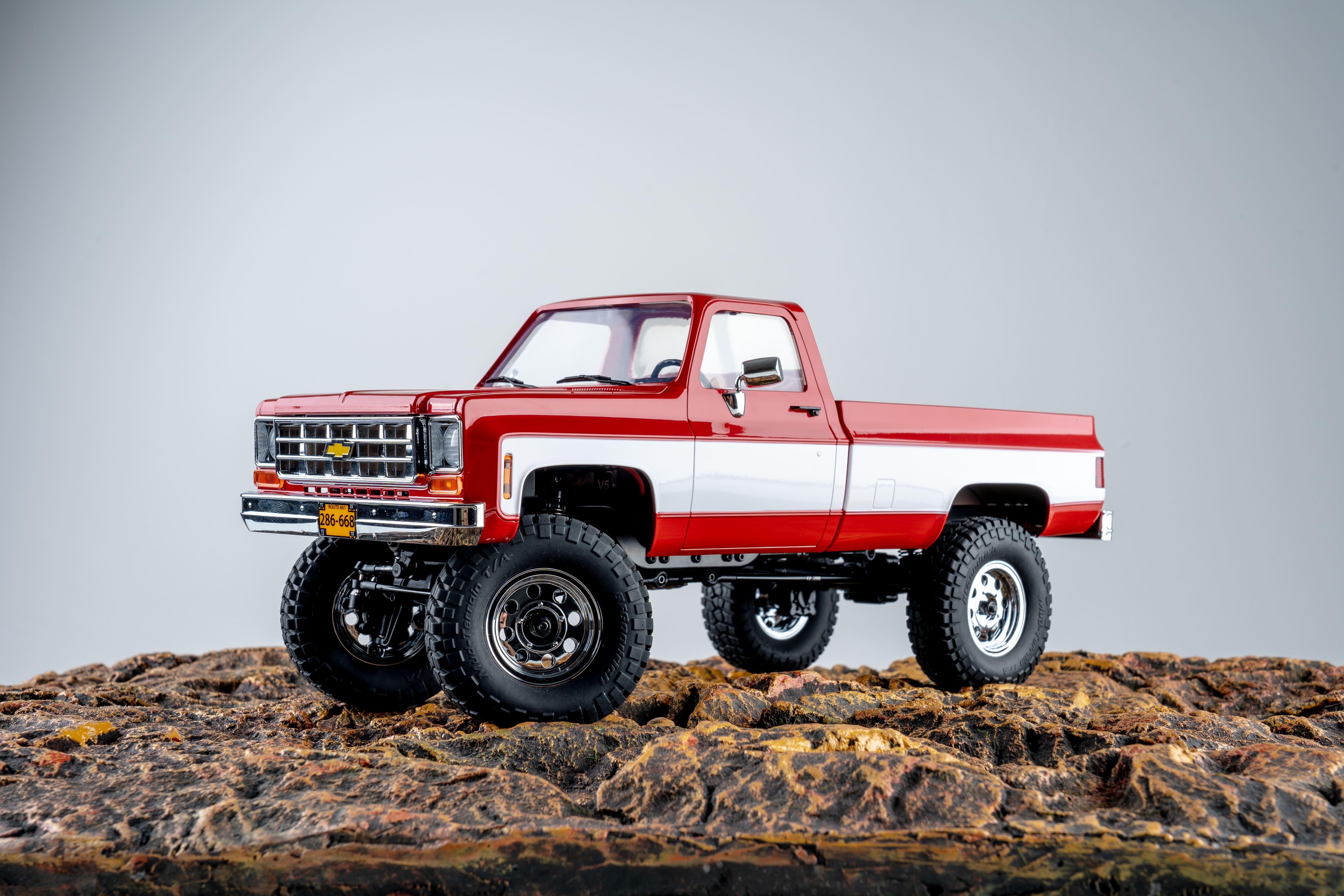 Машинка на радиоуправлении FMS 1:18Chevrolet K10 RTR Красный - фото 28 Машинка на радиоуправлении FMS 1:18Chevrolet K10 RTR Красный - фото 28