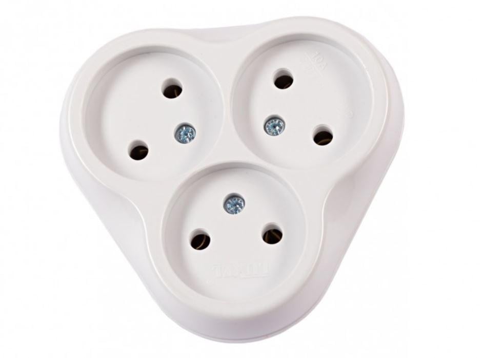 Розетка тройная Luxel внутренняя Белый (1020)