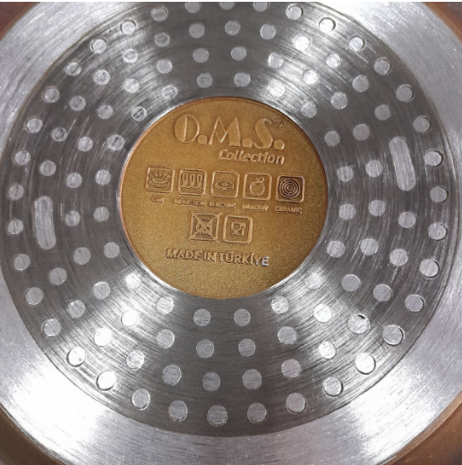 Набір посуду OMS з сотейником та сковорідкою з антипригарним покриттям для індукціі 9 пр. Чорно-золотий (3024-ind-gold) - фото 2 Набір посуду OMS з сотейником та сковорідкою з антипригарним покриттям для індукціі 9 пр. Чорно-золотий (3024-ind-gold) - фото 2