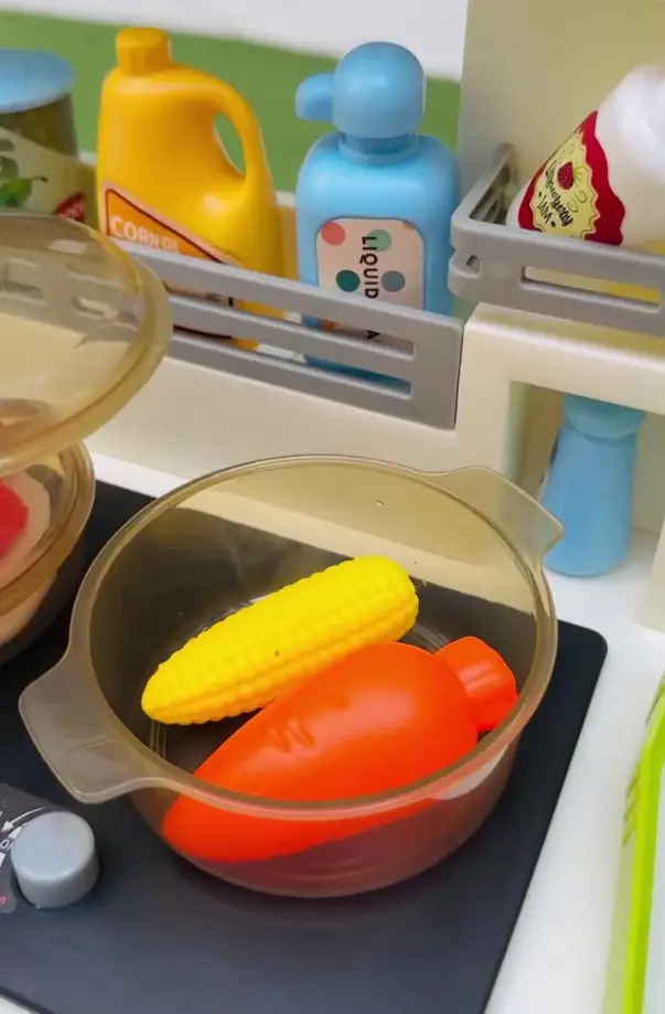 Дитяча кухня Limo Toy 918 А-В з водою/парою/світлом/звуком 65 предметів Червоний (2656489042) - фото 9 Дитяча кухня Limo Toy 918 А-В з водою/парою/світлом/звуком 65 предметів Червоний (2656489042) - фото 9