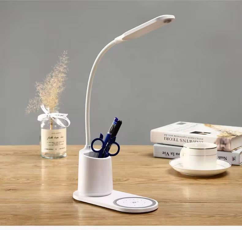 Лампа светодиодная настольная с беспроводной зарядкой 10 W Белый (9414205)
