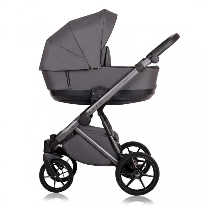 Коляска Quali Royal RY5 универсальная с дождевиком и чехлом на ножки и сумка-рюкзак 2в1 Черный