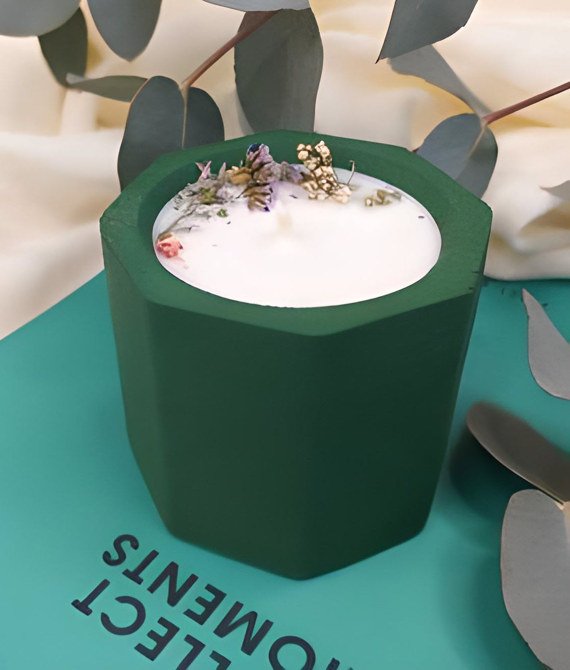 Свеча натуральная HandMade (22-95) Свеча натуральная HandMade (22-95)