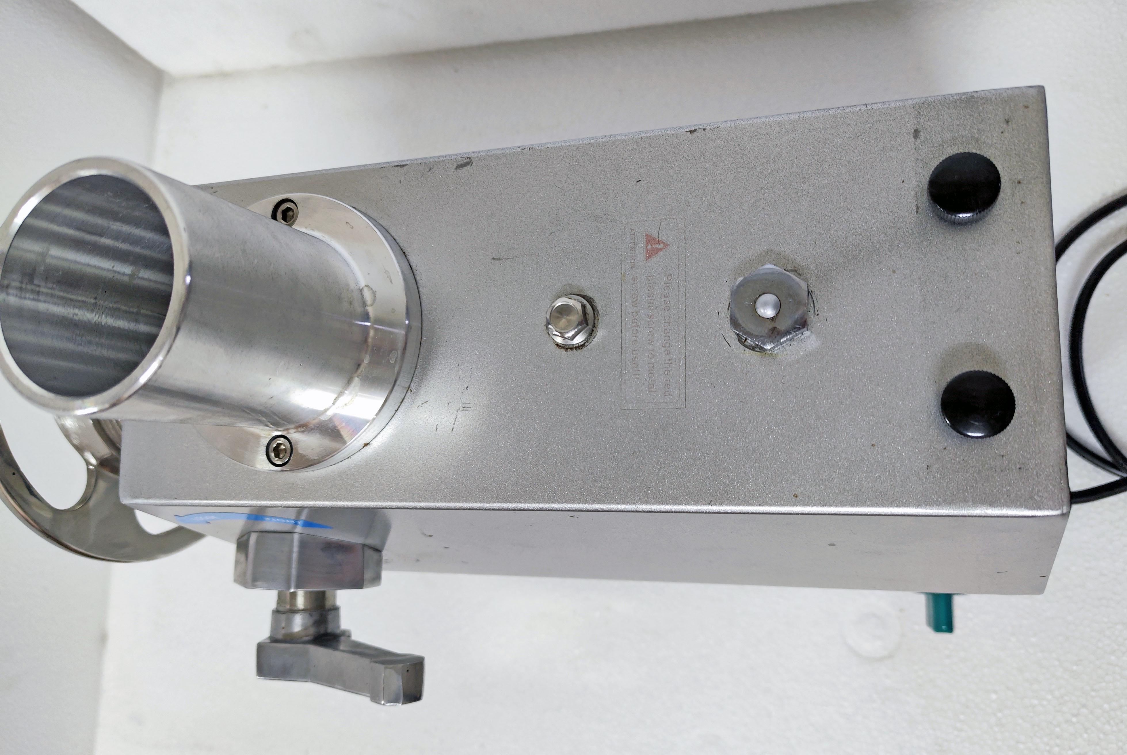 М'ясорубка GASTROMIX MG-22R C (132415) - фото 5 М'ясорубка GASTROMIX MG-22R C (132415) - фото 5