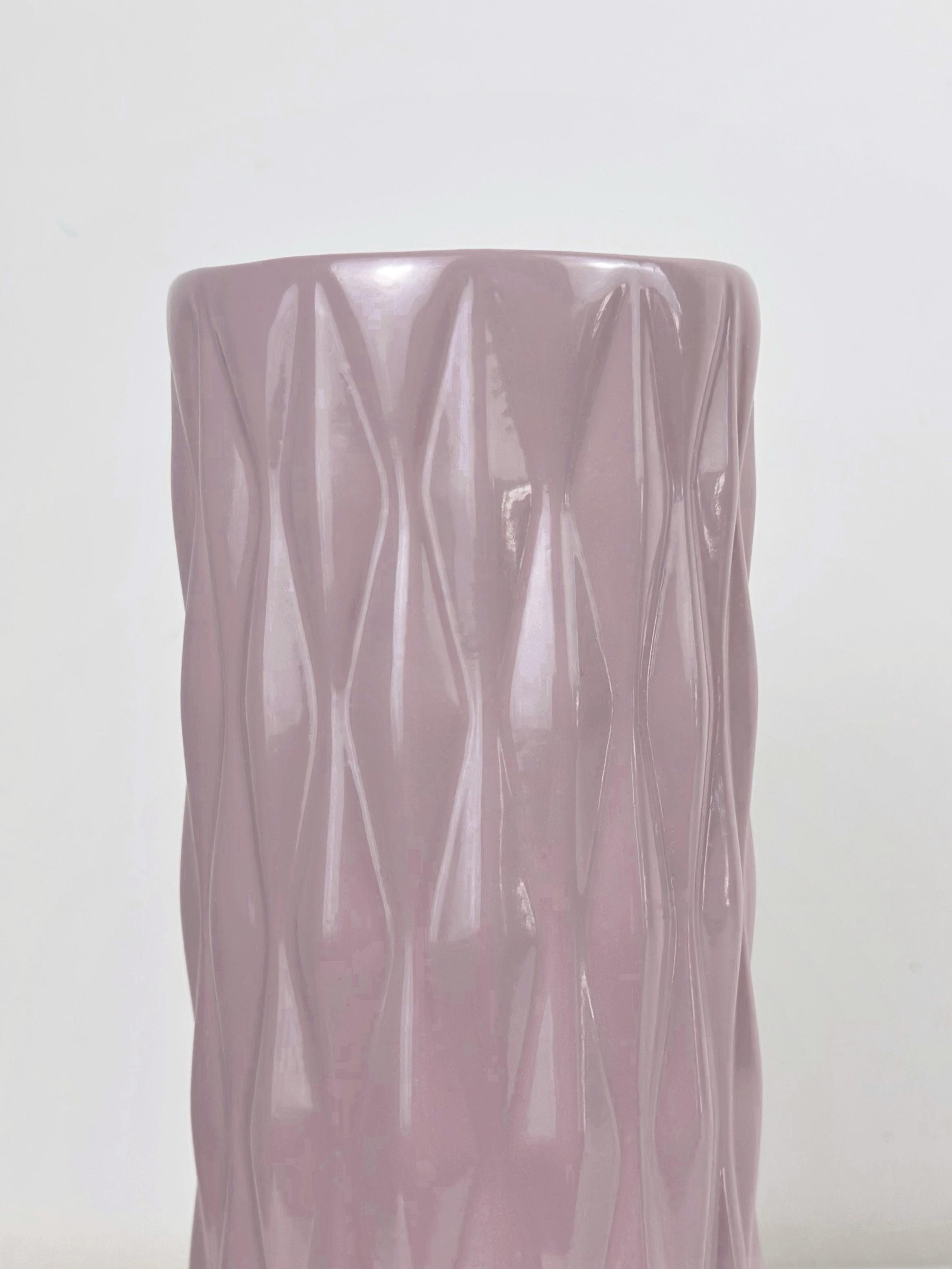 Ваза для квітів і декору глиняна керамічна Кристал 20 см Фіолетовий (4001-13) - фото 8 Ваза для квітів і декору глиняна керамічна Кристал 20 см Фіолетовий (4001-13) - фото 8