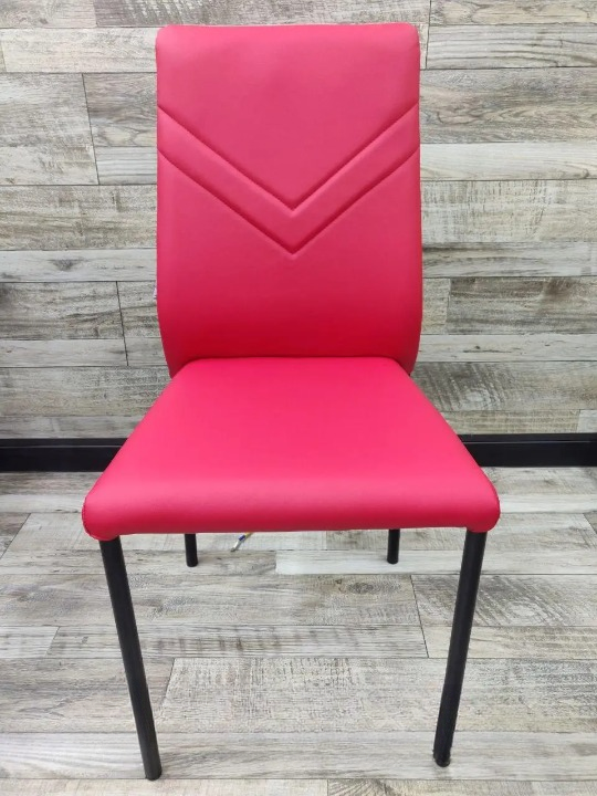 Кухонний стілець VICTORYA 40х40х100 см Червоний/Чорний (28374210)