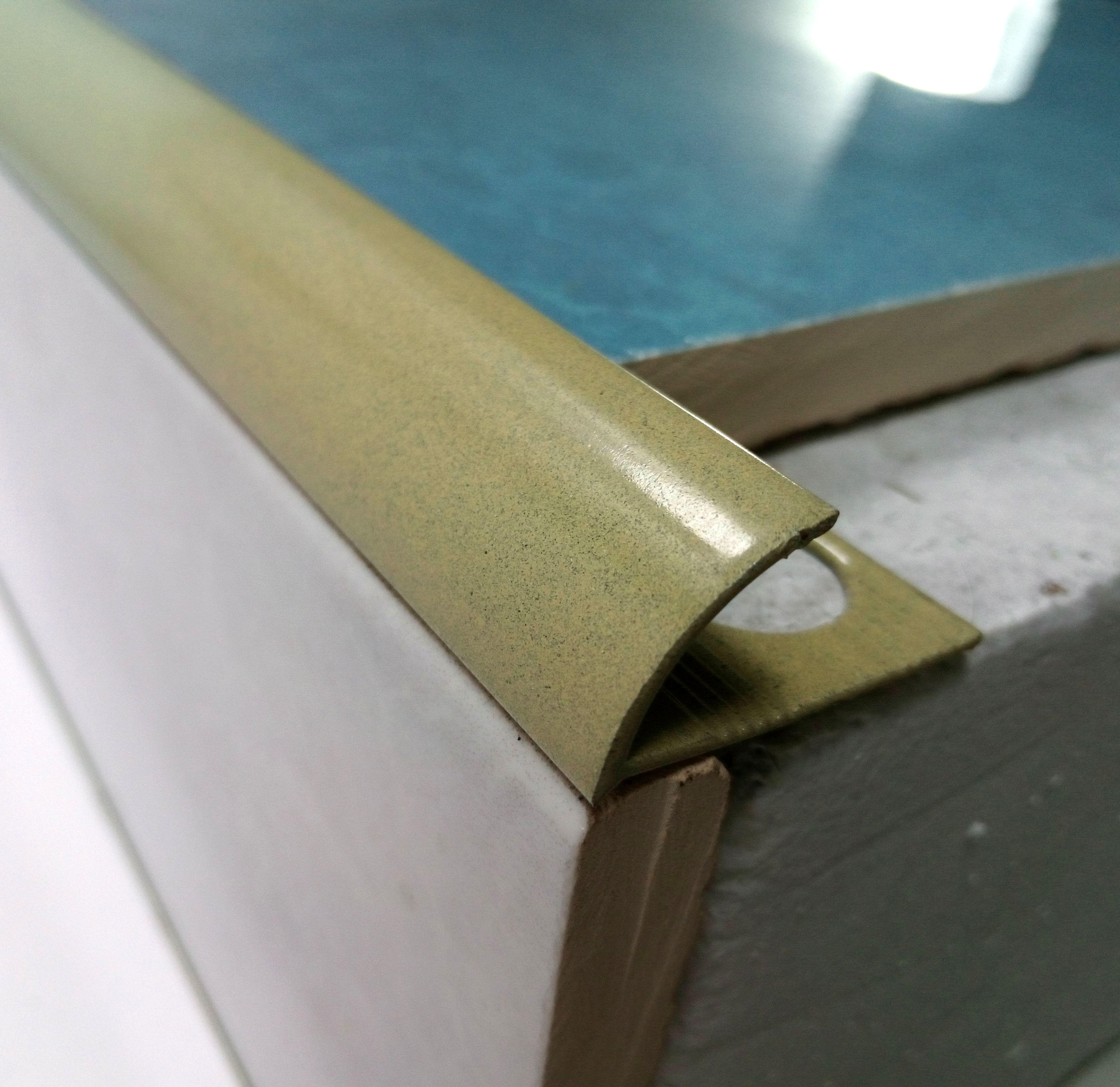 Уголок для плитки Профіль Центр НАП 12 наружный алюминиевый до 12 мм 2,7 м Песок (3НАП122711) - фото 4 Уголок для плитки Профіль Центр НАП 12 наружный алюминиевый до 12 мм 2,7 м Песок (3НАП122711) - фото 4